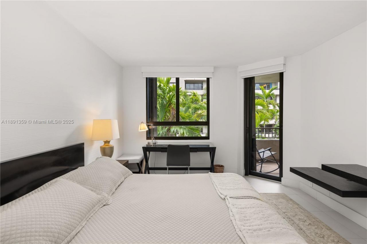 101 Crandon Blvd, Unit 379, Key Biscayne, FL 33149 Photo