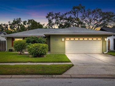 6831 CIRCLECREEK DRIVE, PINELLAS PARK, FL 33781