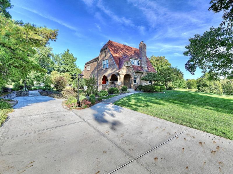 12 Rossmoyne Drive, Crestview Hills, KY 41017 Photo 6