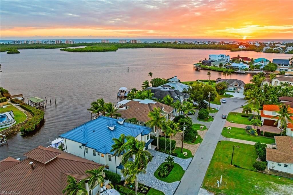 250 6th St, Bonita Springs, FL 34134 Photo