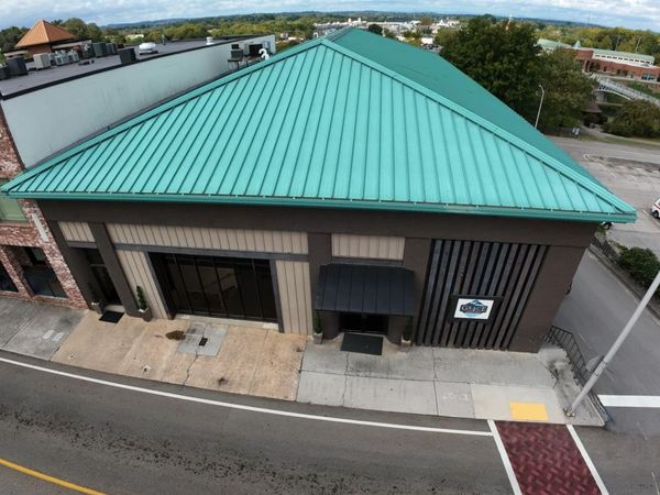 161 E Harper Ave, Maryville, TN 37804