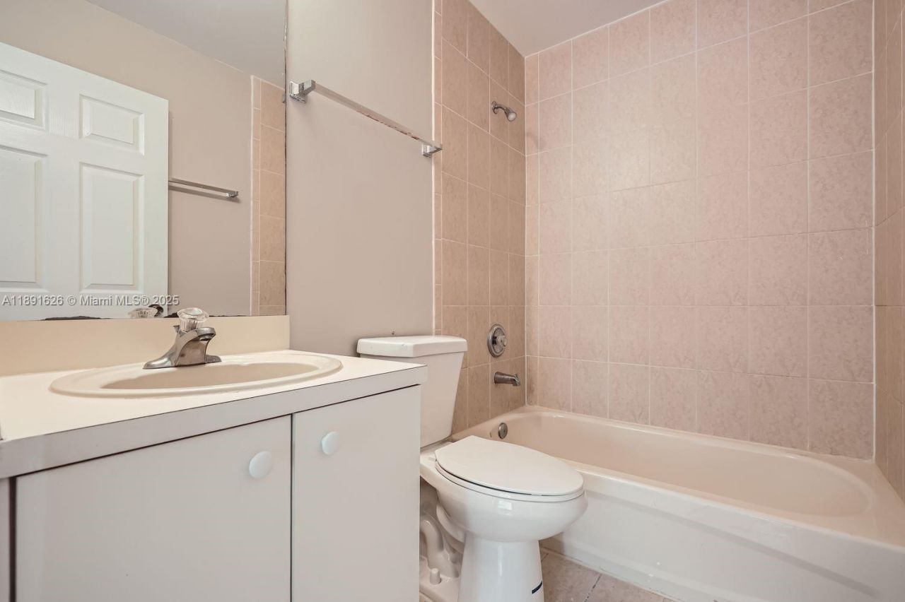 1107 NE 41st Ave, Homestead, FL 33033 Photo