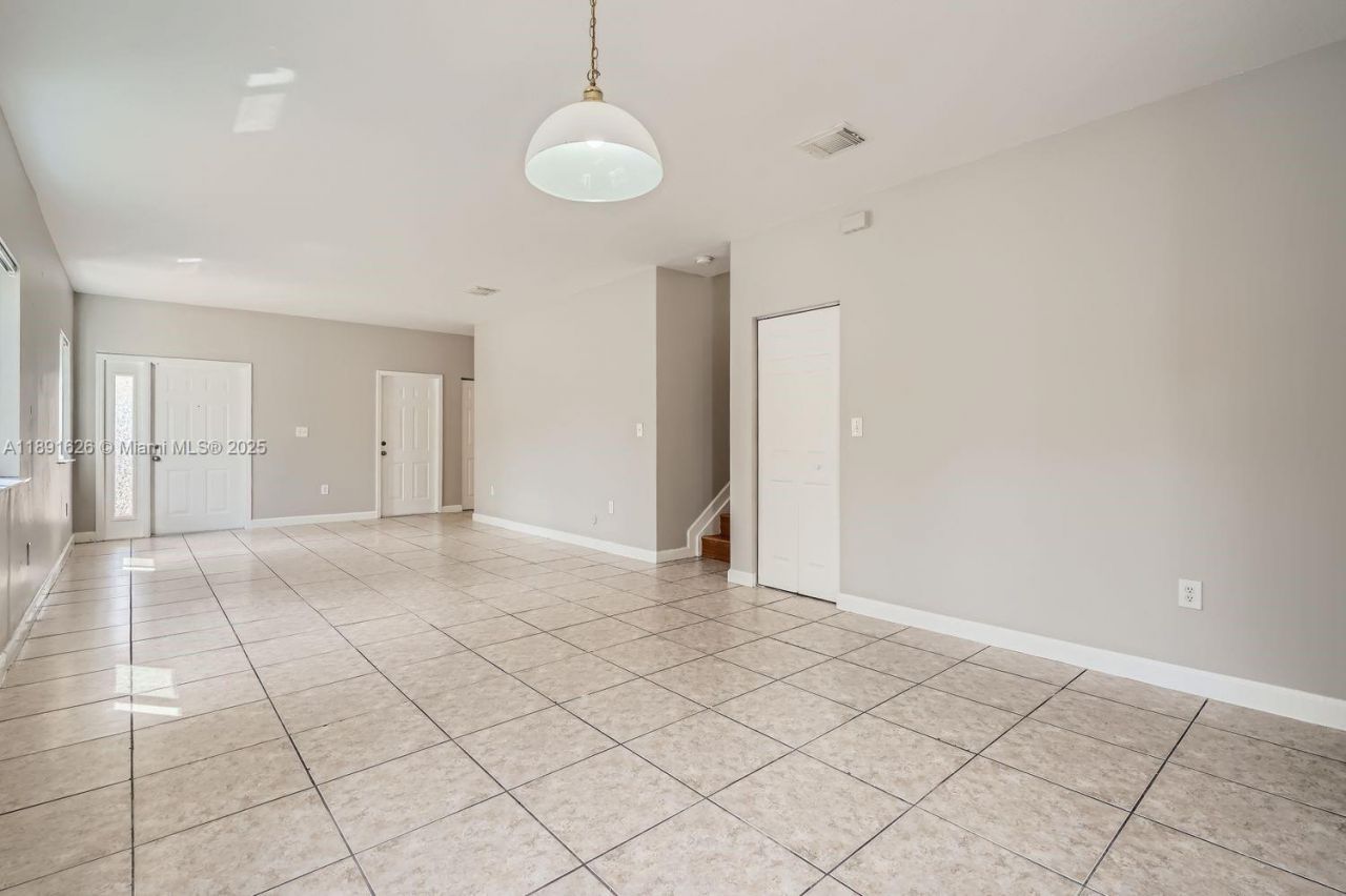 1107 NE 41st Ave, Homestead, FL 33033 Photo