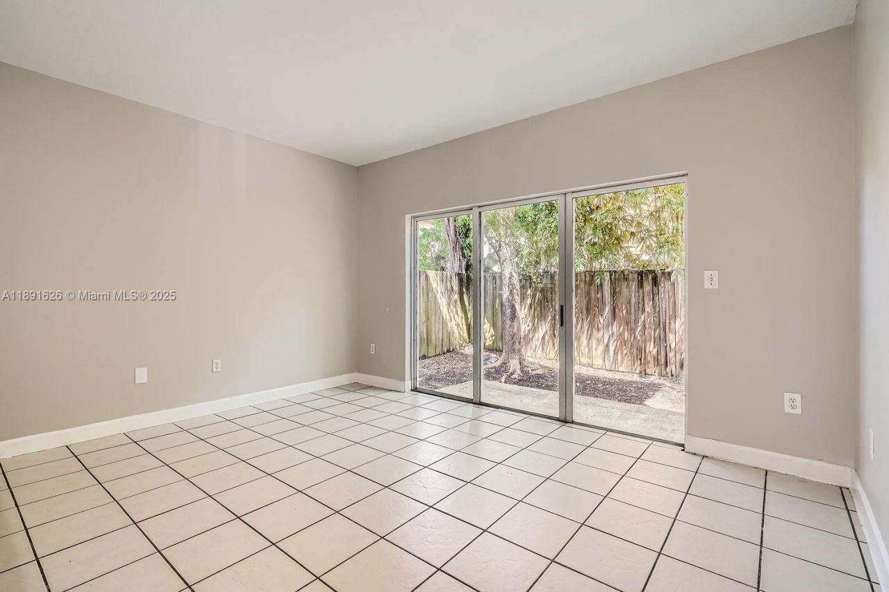 1107 NE 41st Ave, Homestead, FL 33033 Photo