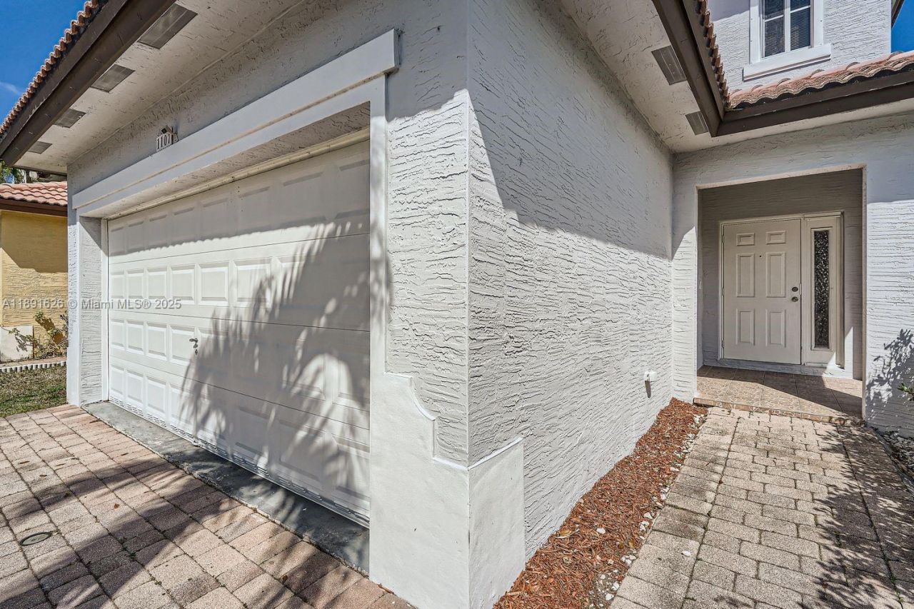 1107 NE 41st Ave, Homestead, FL 33033 Photo