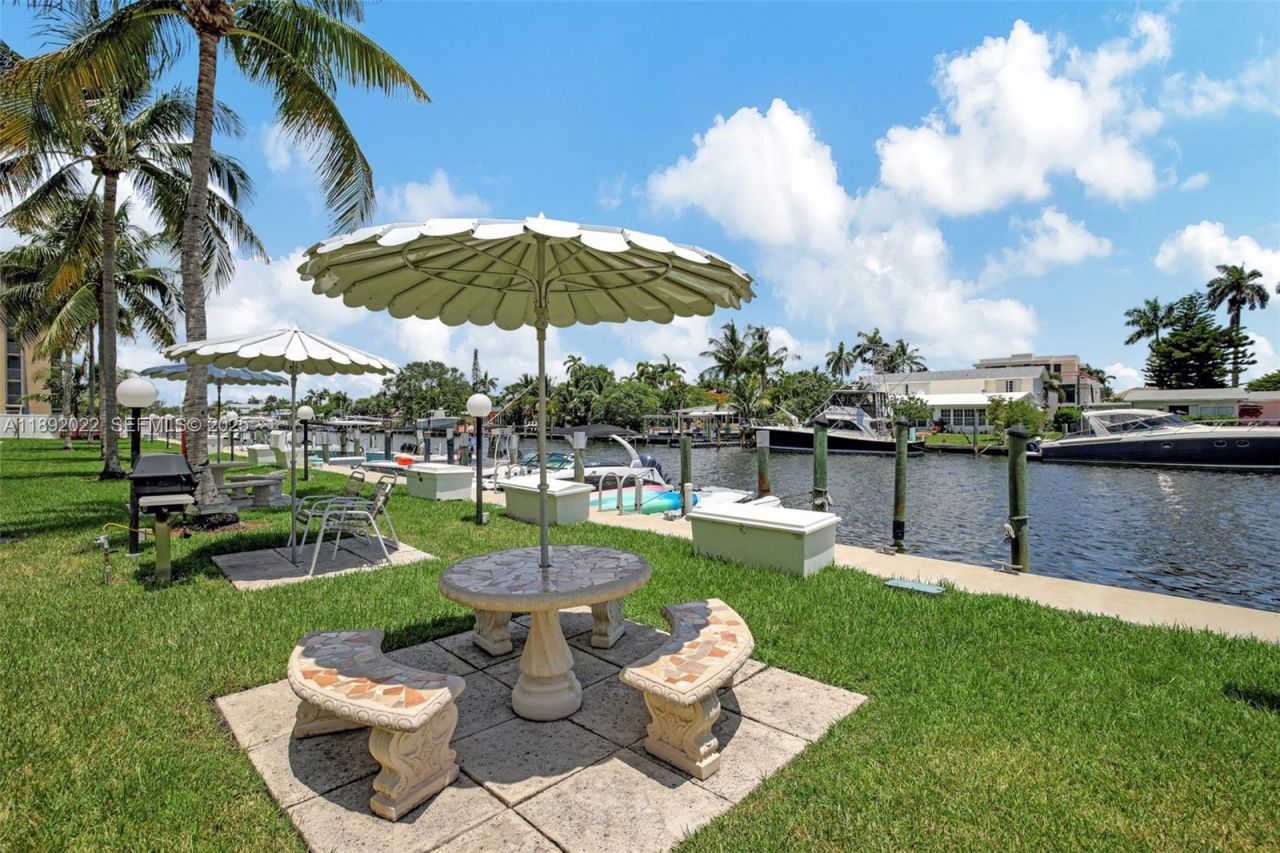 1731 SE 15th St, Unit 603, Fort Lauderdale, FL 33316 Photo
