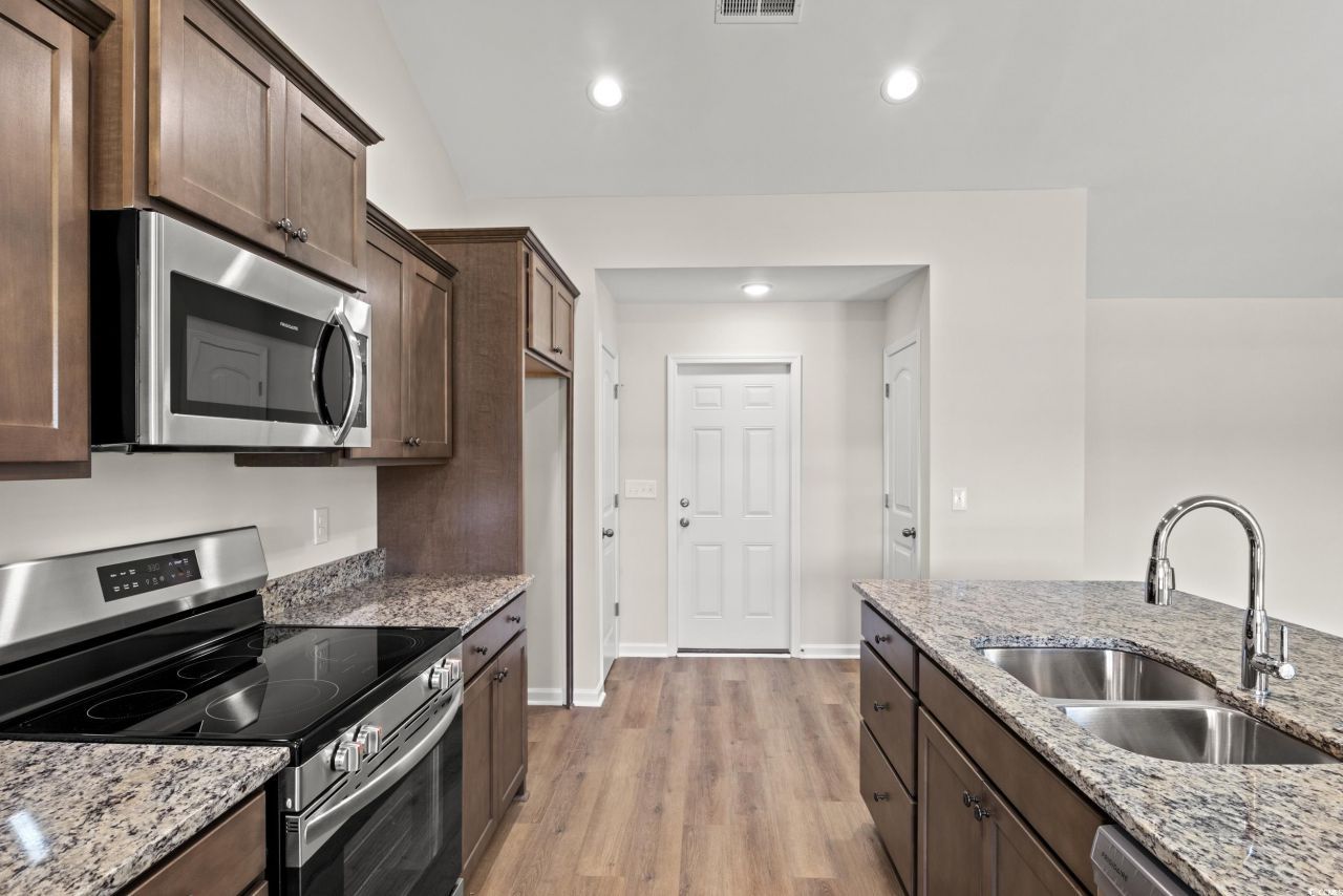 882 Owls Nest Dr. Photo 6