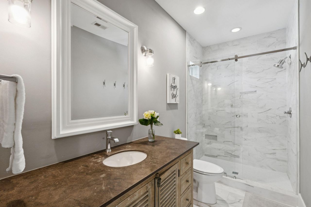 101 Ellis Street Photo 56