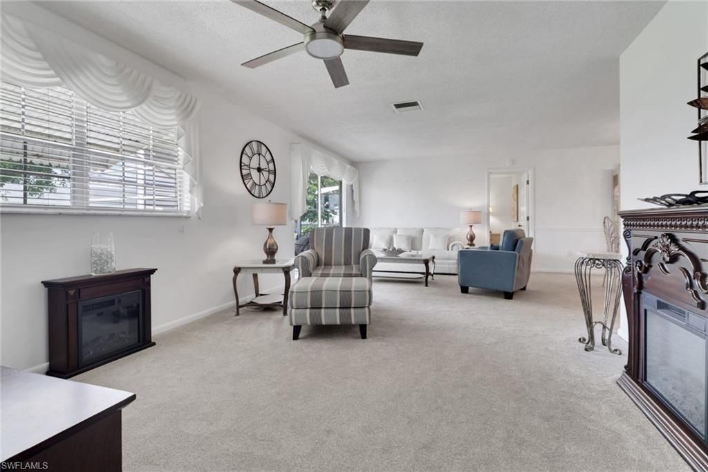 7032 Cedarhurst Dr, Fort Myers, FL 33919 Photo