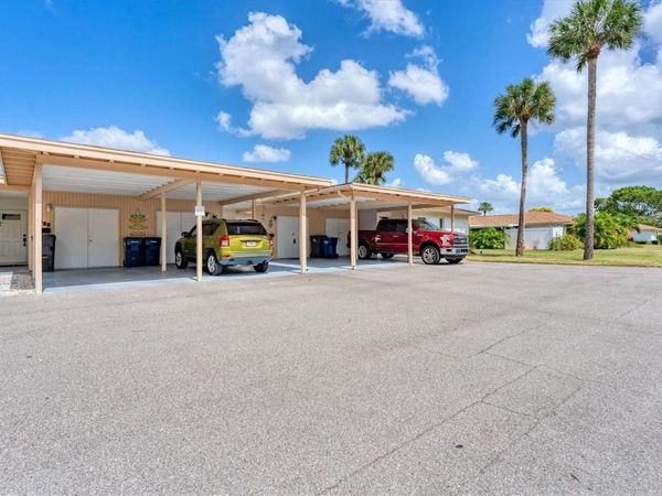 2905 51ST AVENUE W, BRADENTON, FL 34207