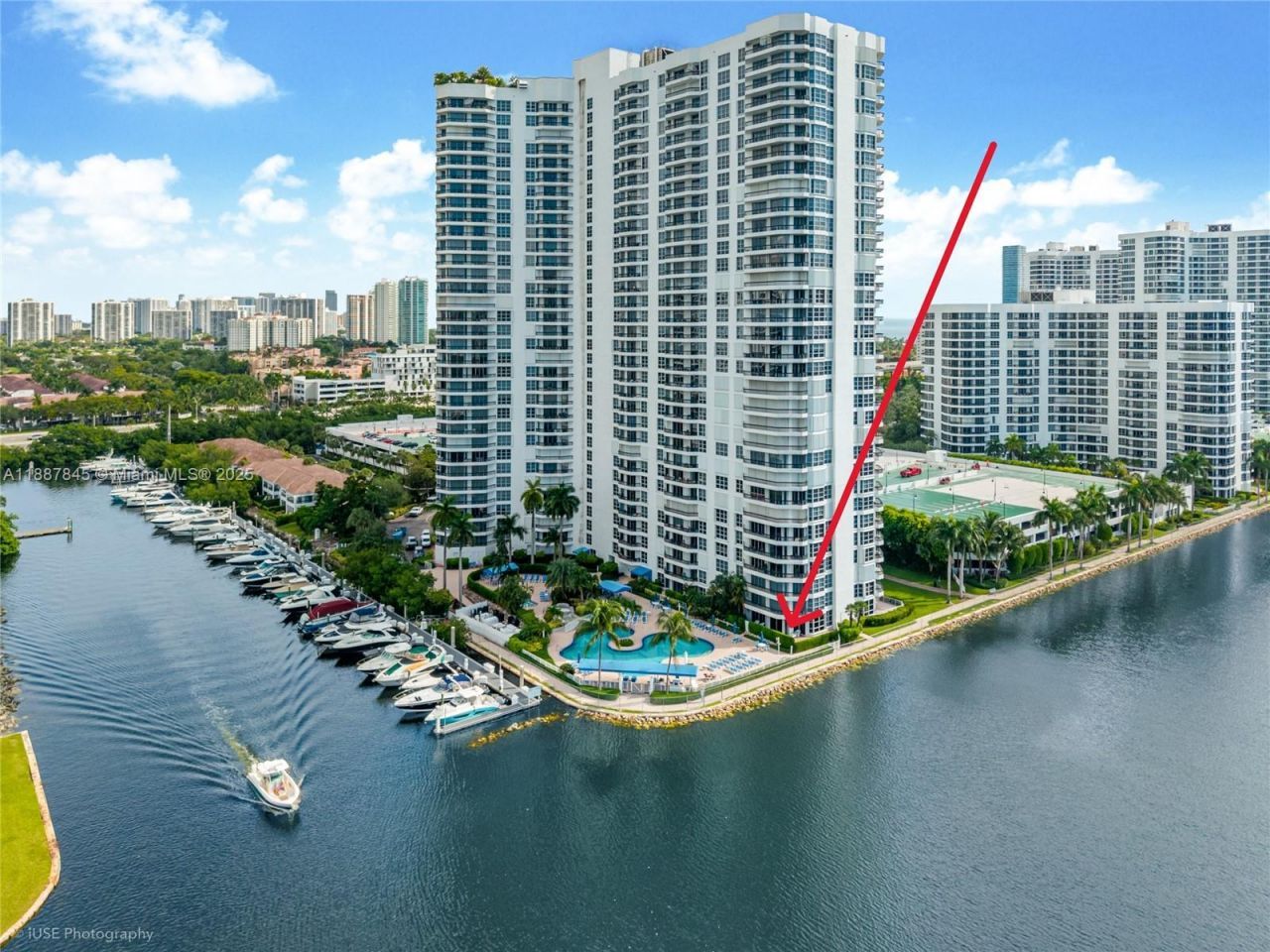 3530 Mystic Pointe Dr, Unit 101, Aventura, FL 33180 Photo