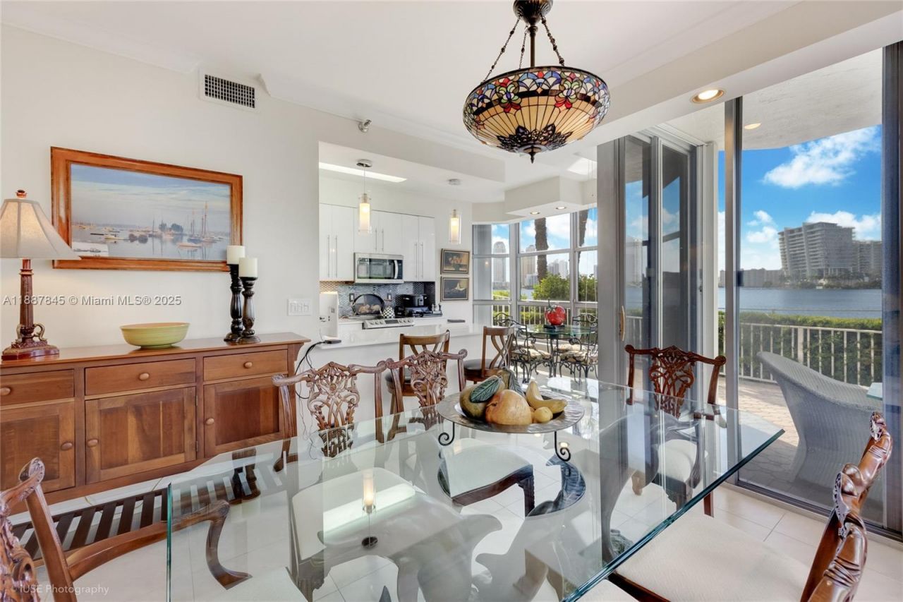 3530 Mystic Pointe Dr, Unit 101, Aventura, FL 33180 Photo