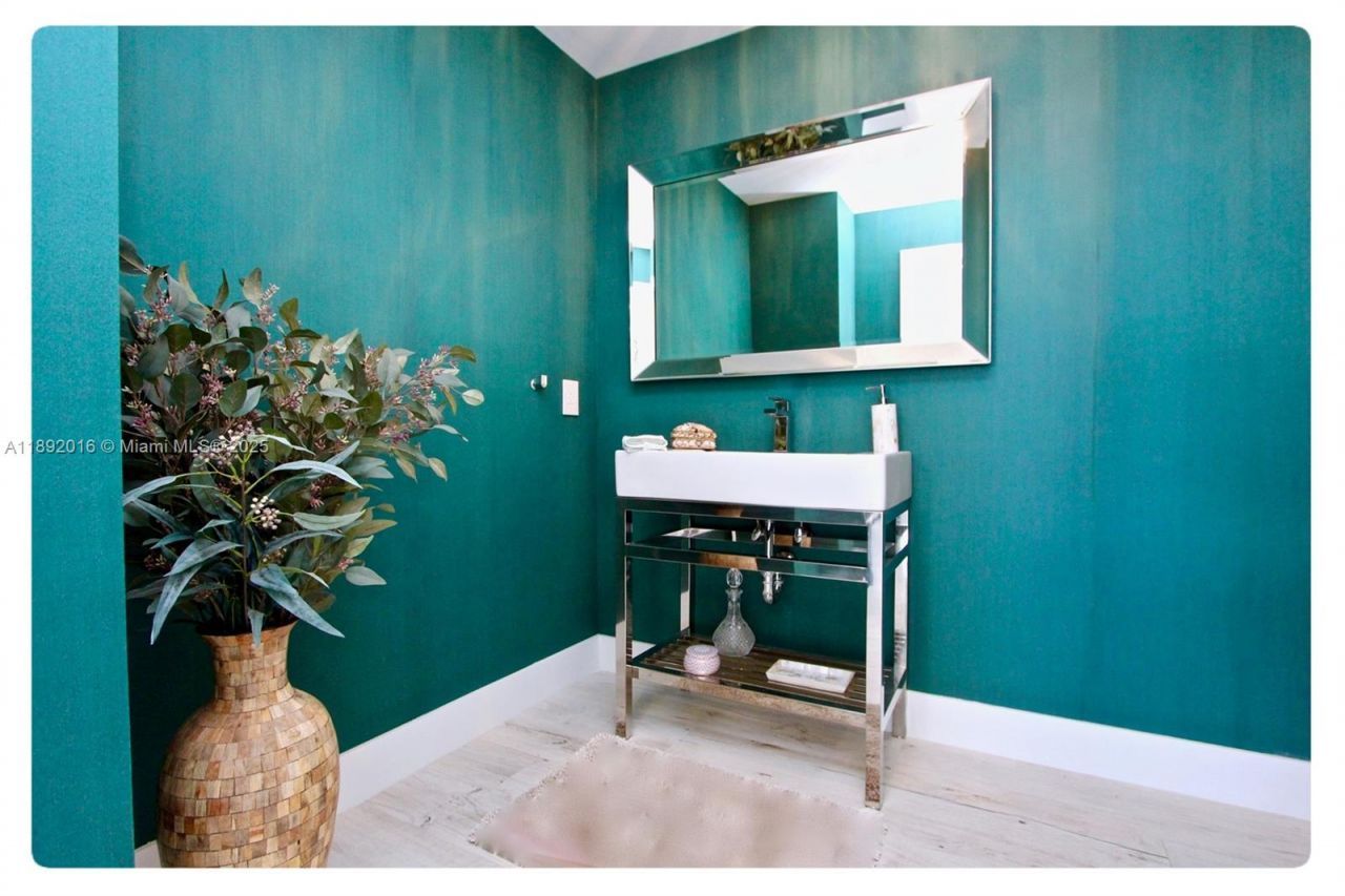 3500 Island Blvd, Unit DPH01, Aventura, FL 33160 Photo