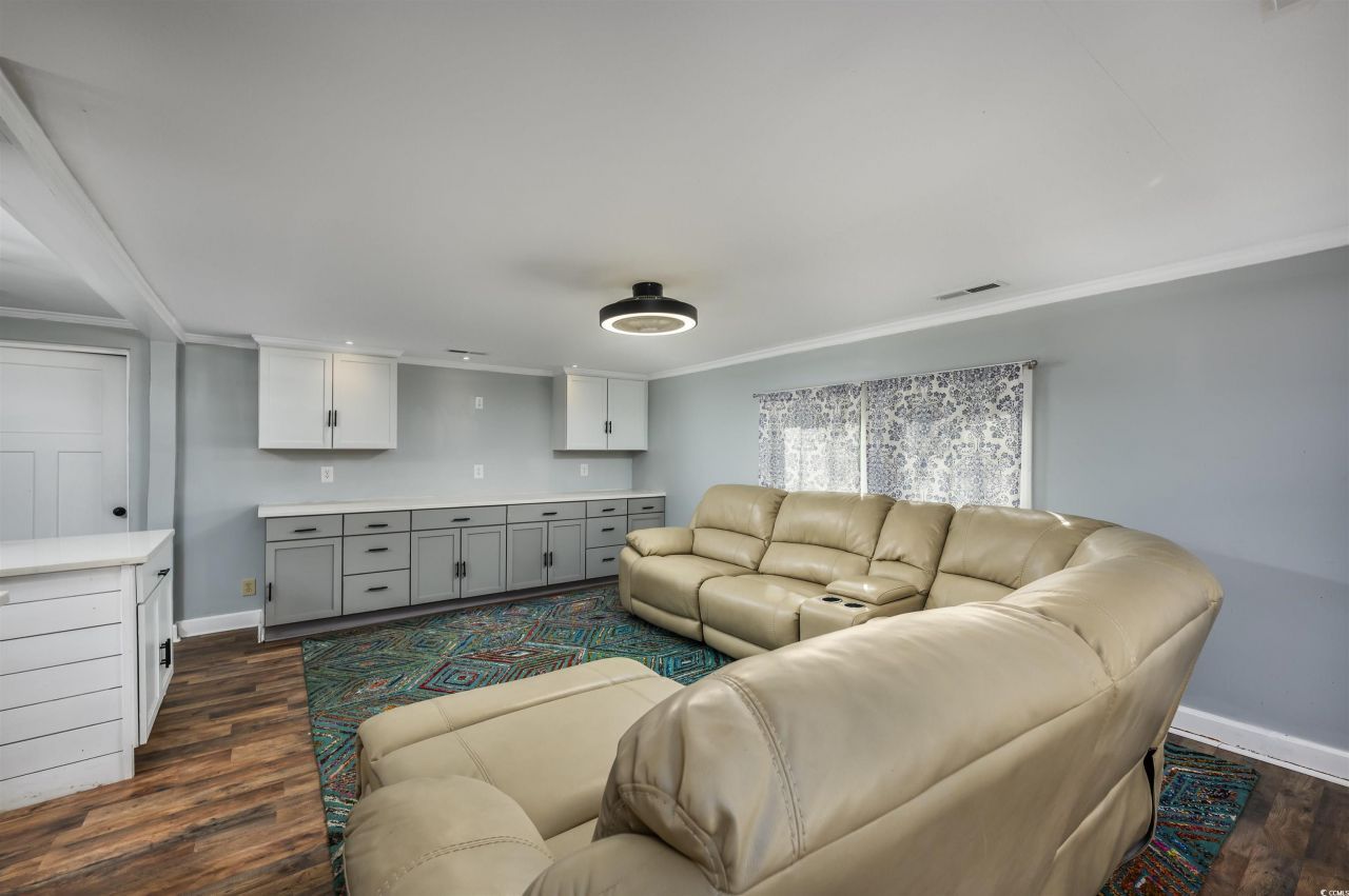 6135 Red Bluff Rd. Photo 7