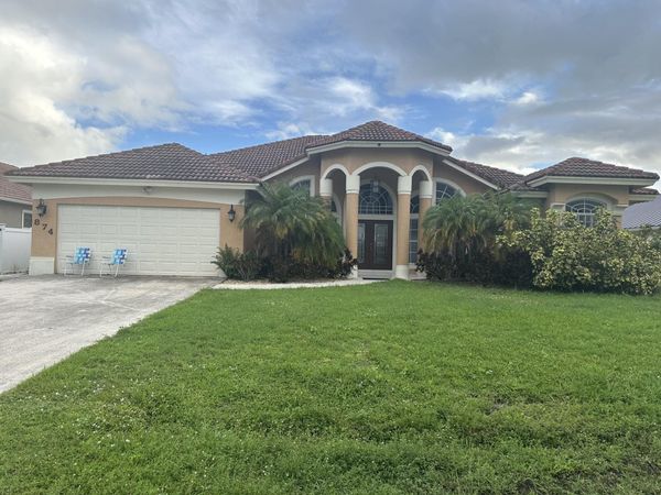874 SW Mccracken Ave, Port St Lucie, FL 34953