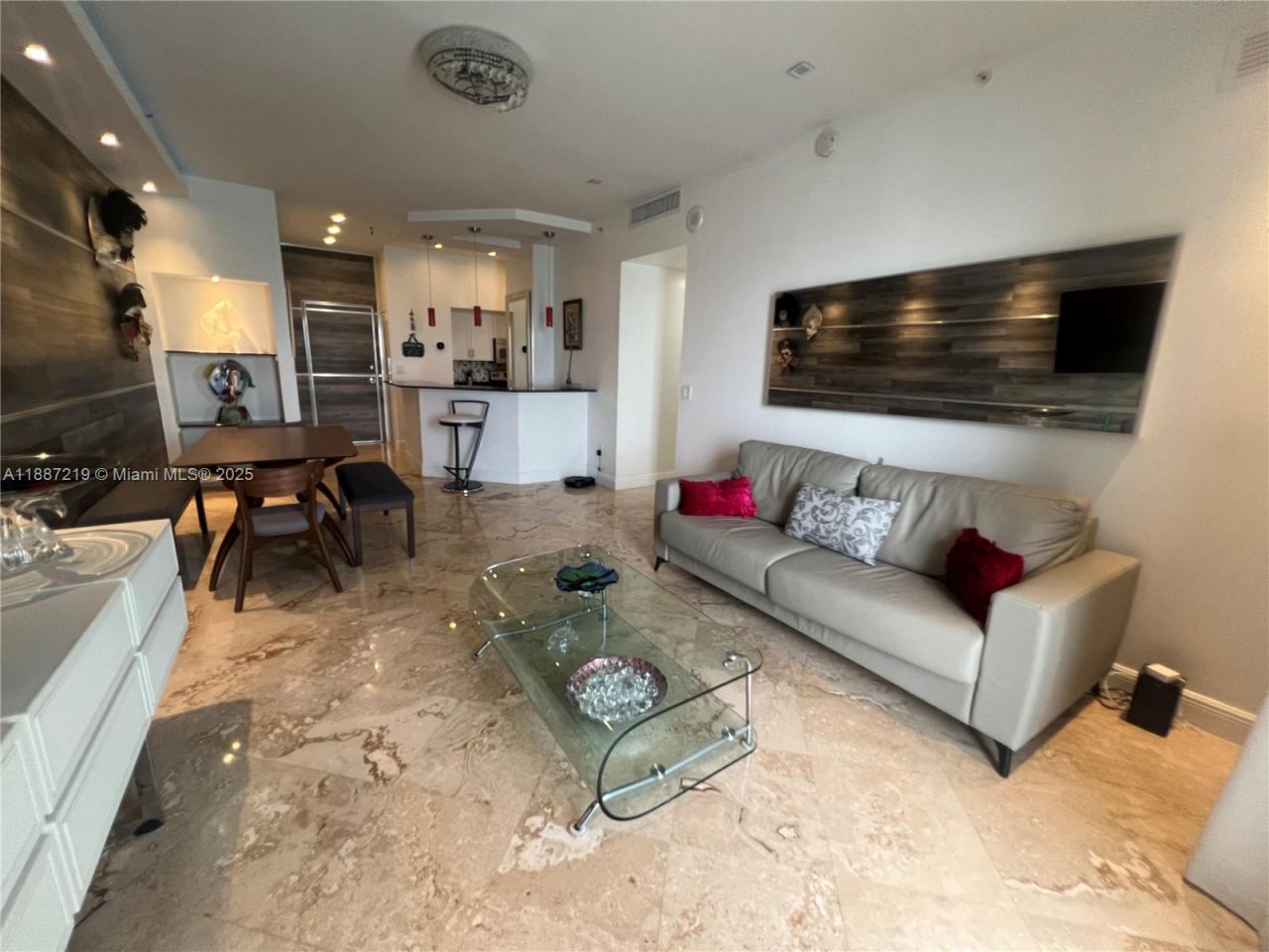 6917 Collins Ave, Unit PH09, Miami Beach, FL 33141 Photo