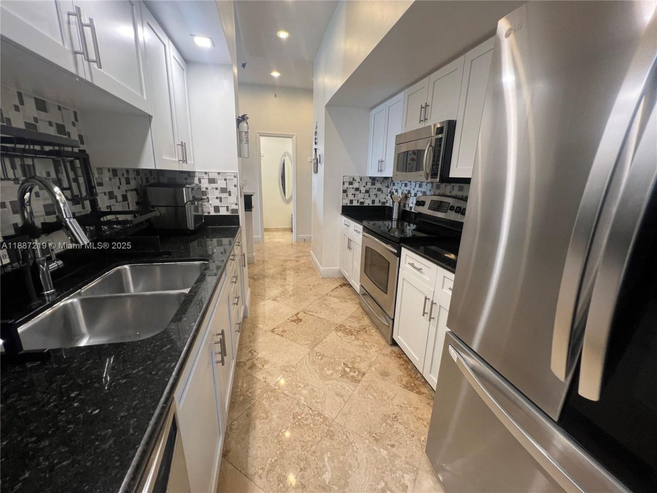 6917 Collins Ave, Unit PH09, Miami Beach, FL 33141 Photo