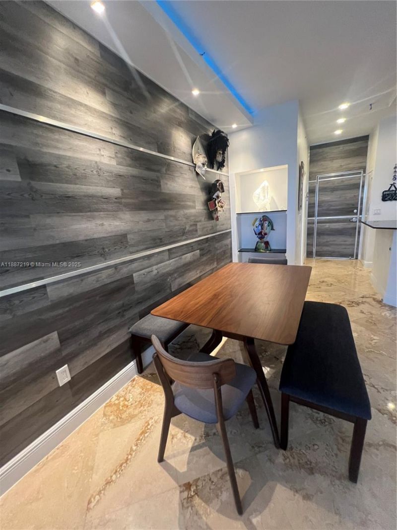 6917 Collins Ave, Unit PH09, Miami Beach, FL 33141 Photo