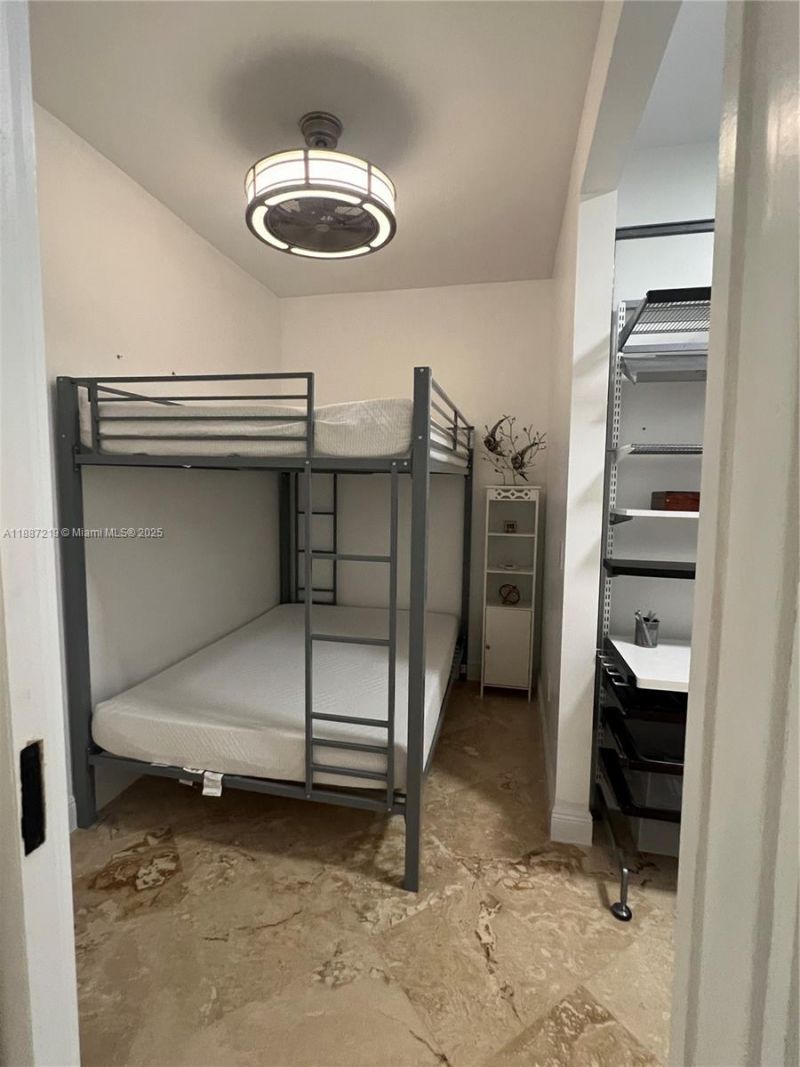 6917 Collins Ave, Unit PH09, Miami Beach, FL 33141 Photo