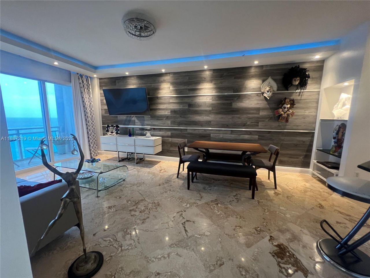 6917 Collins Ave, Unit PH09, Miami Beach, FL 33141 Photo