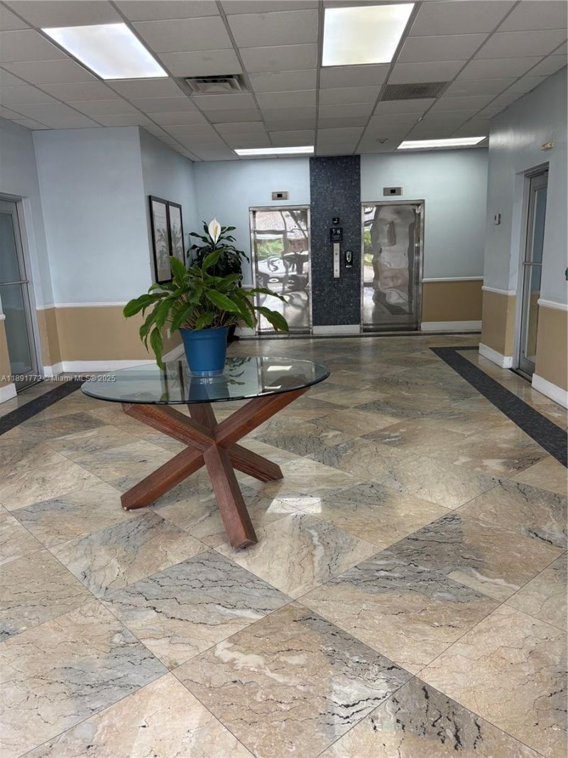 717 Ponce De Leon Blvd, Unit 328, Coral Gables, FL 33134 Photo