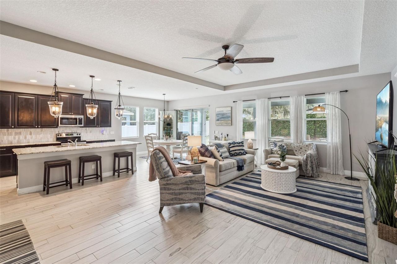 2496 Plumadore Drive, Grand Island, FL 32735 Photo