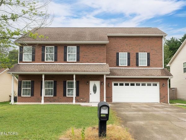 819 Dowry Lane, Knoxville, TN 37919