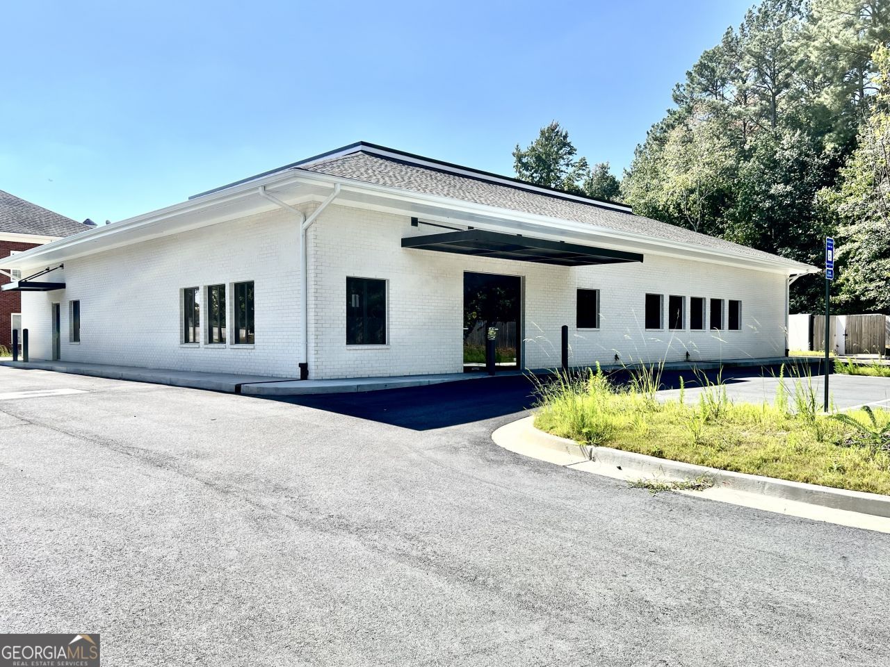 8655 Dorris Road, Douglasville, GA 30134 Main Photo