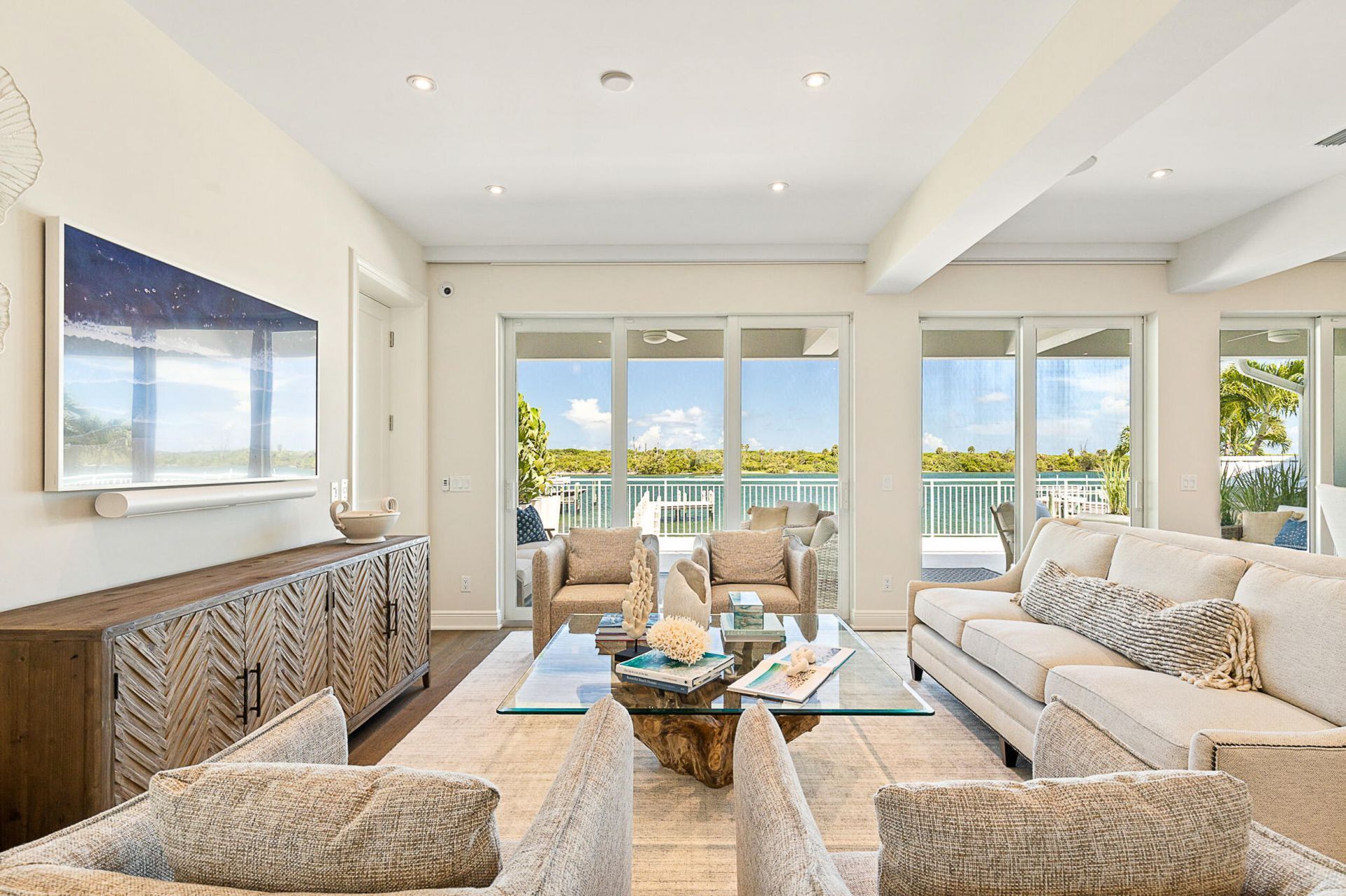 18119 SE Federal Highway, Jupiter, FL 33469 Photo