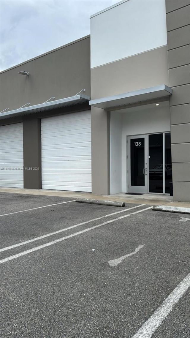 10890 NW 17th St, Unit 138, Sweetwater, FL 33172 Photo