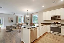 1000 Buggs Lane photo 4