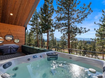 109 Sierra Colina Drive, Unit 109, Stateline, NV 89449 Photo