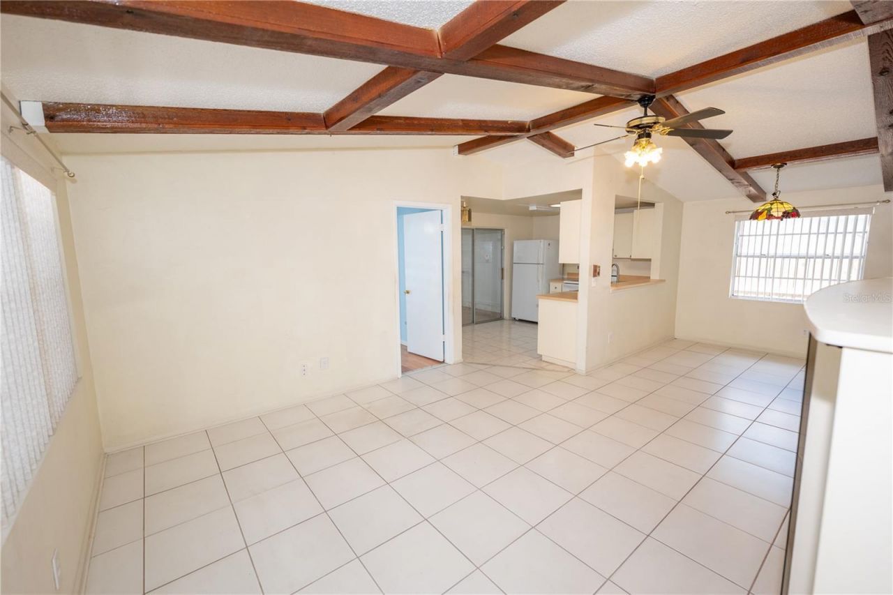 9120 Sandcroft Court, Tampa, FL 33615 Photo