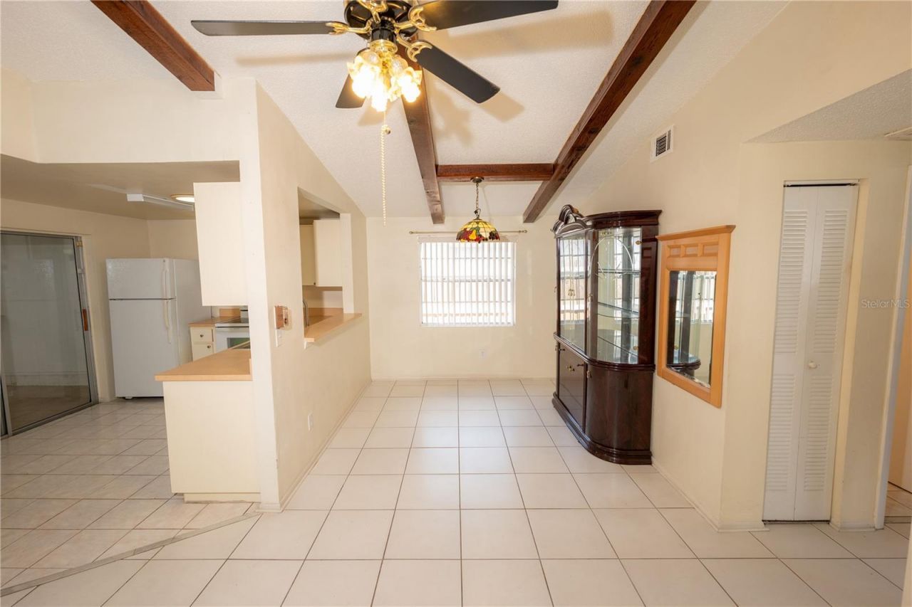 9120 Sandcroft Court, Tampa, FL 33615 Photo