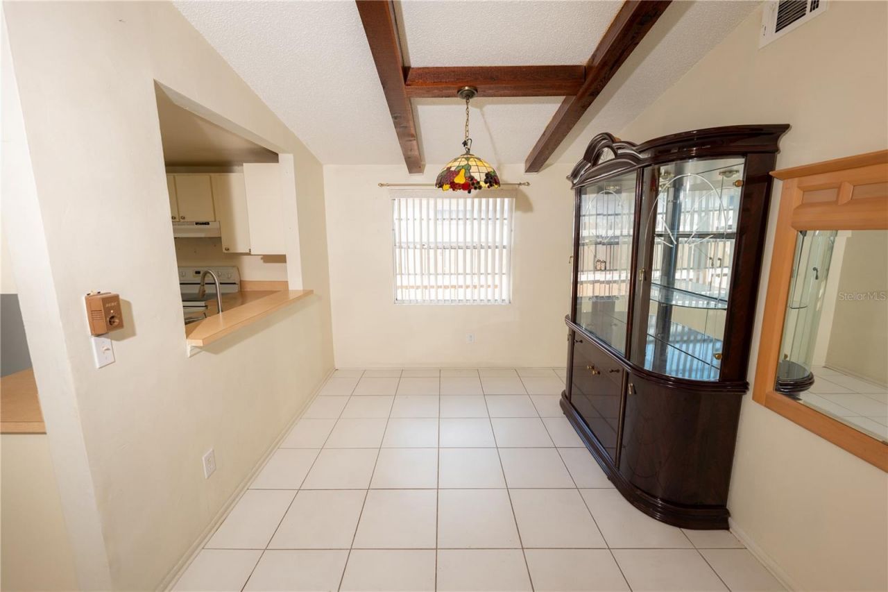 9120 Sandcroft Court, Tampa, FL 33615 Photo