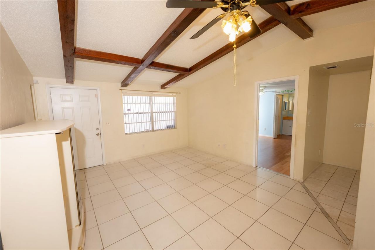 9120 Sandcroft Court, Tampa, FL 33615 Photo