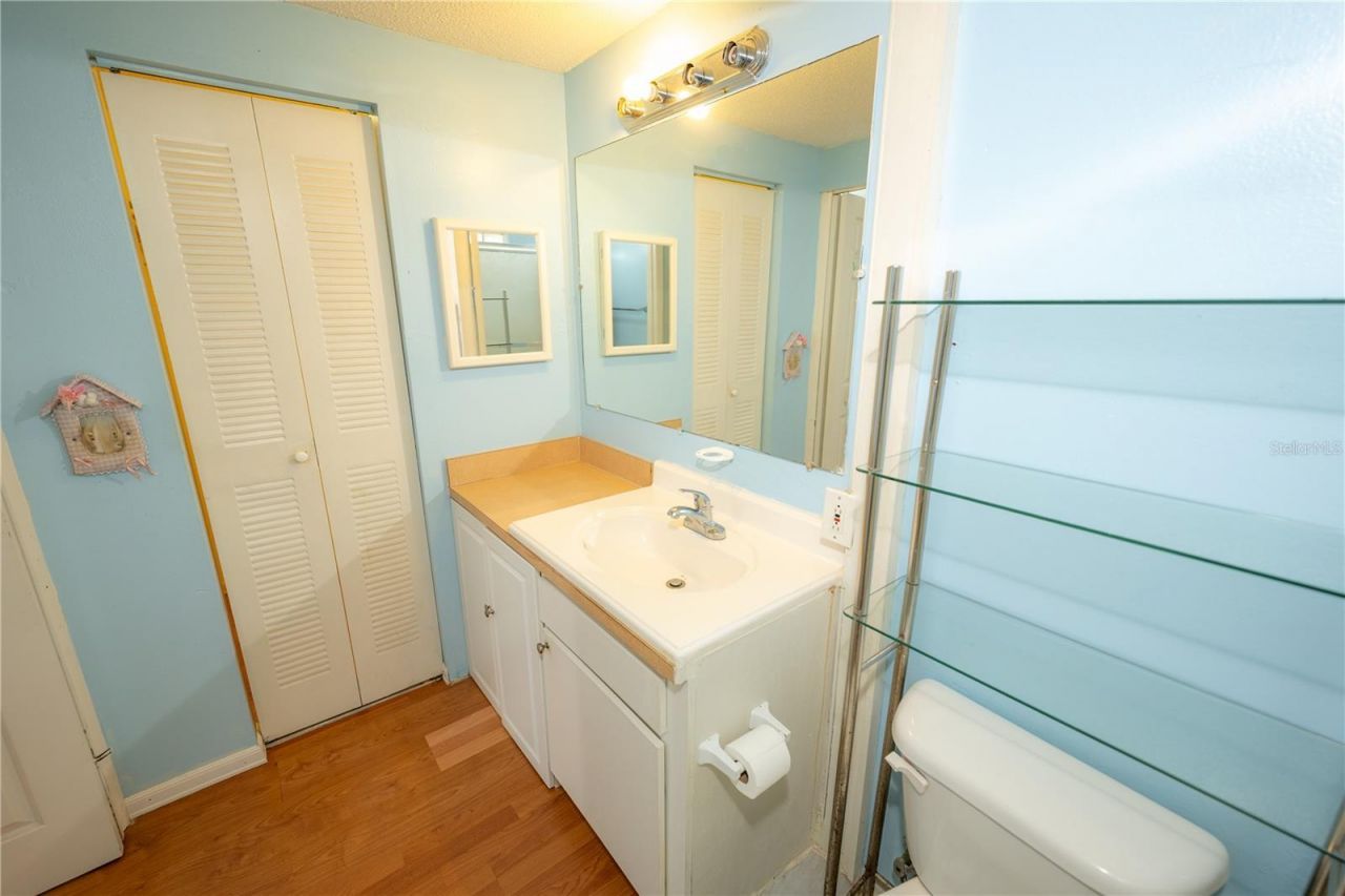 9120 Sandcroft Court, Tampa, FL 33615 Photo