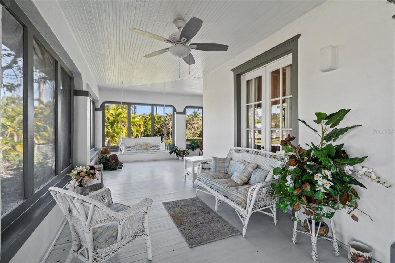 3235 Avocado Drive, Fort Myers, FL 33901 Photo