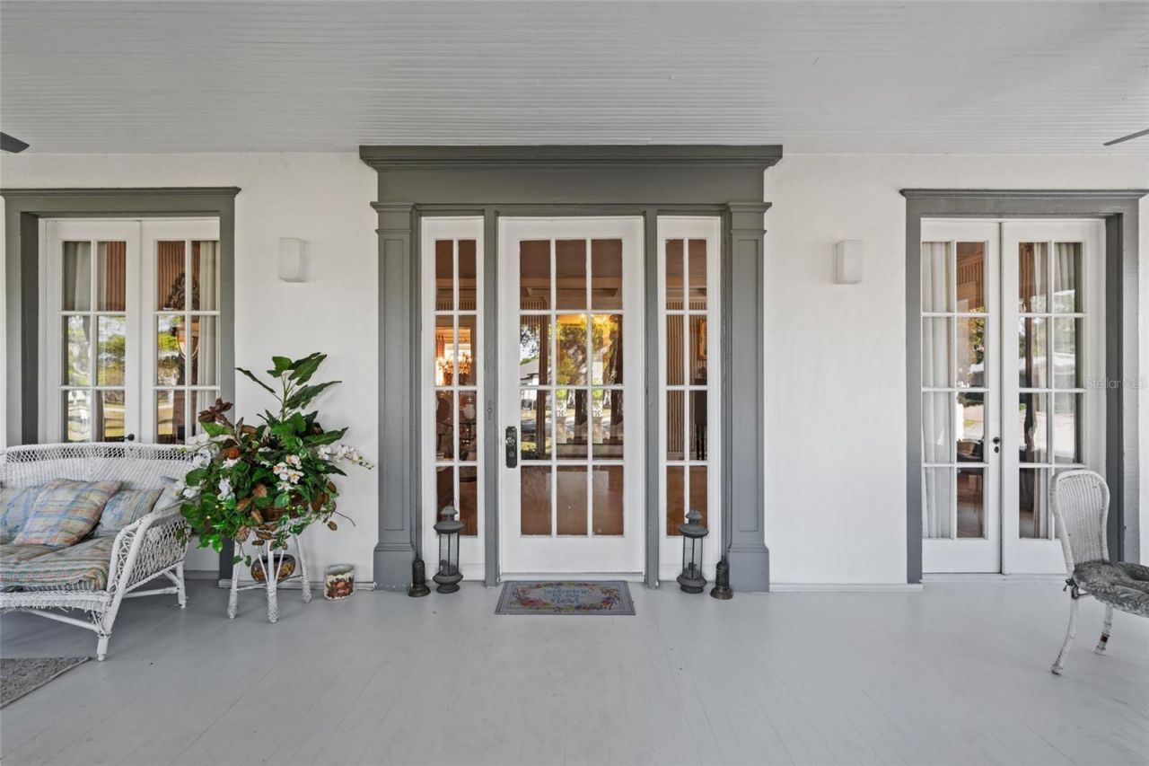 3235 Avocado Drive, Fort Myers, FL 33901 Photo