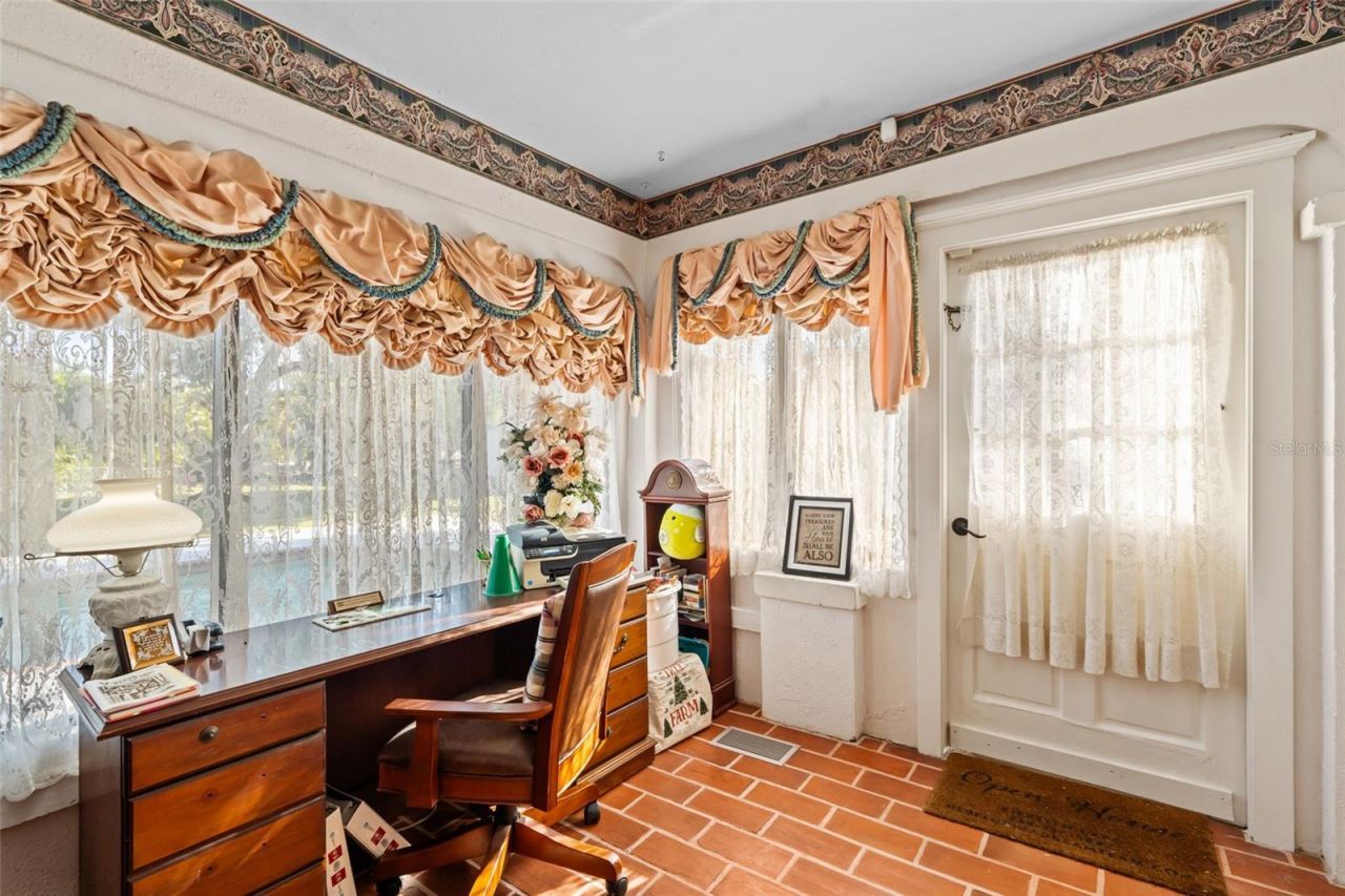 3235 Avocado Drive, Fort Myers, FL 33901 Photo