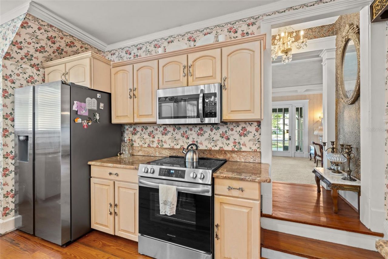 3235 Avocado Drive, Fort Myers, FL 33901 Photo