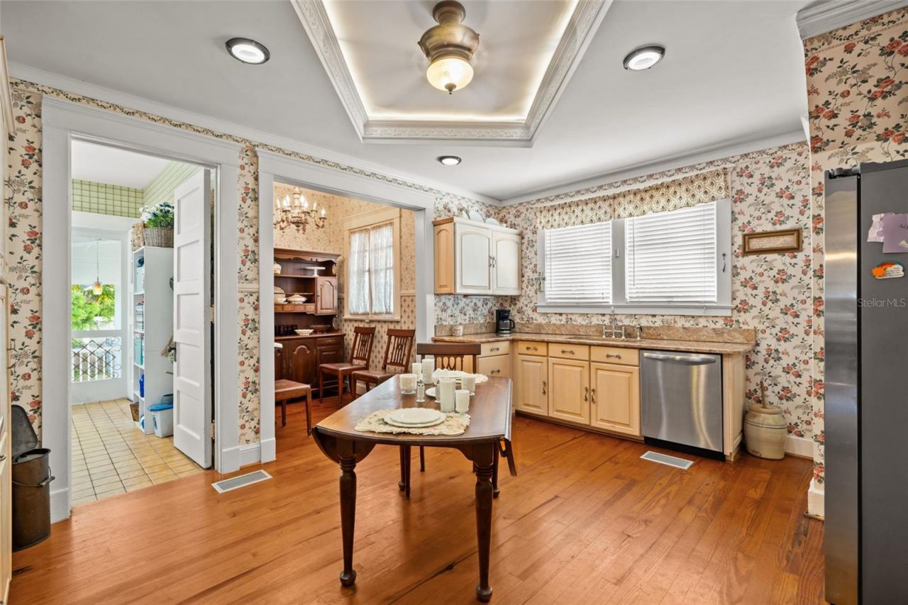 3235 Avocado Drive, Fort Myers, FL 33901 Photo