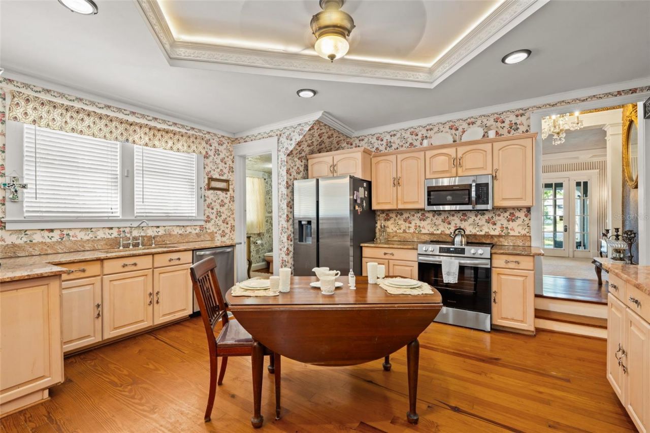 3235 Avocado Drive, Fort Myers, FL 33901 Photo