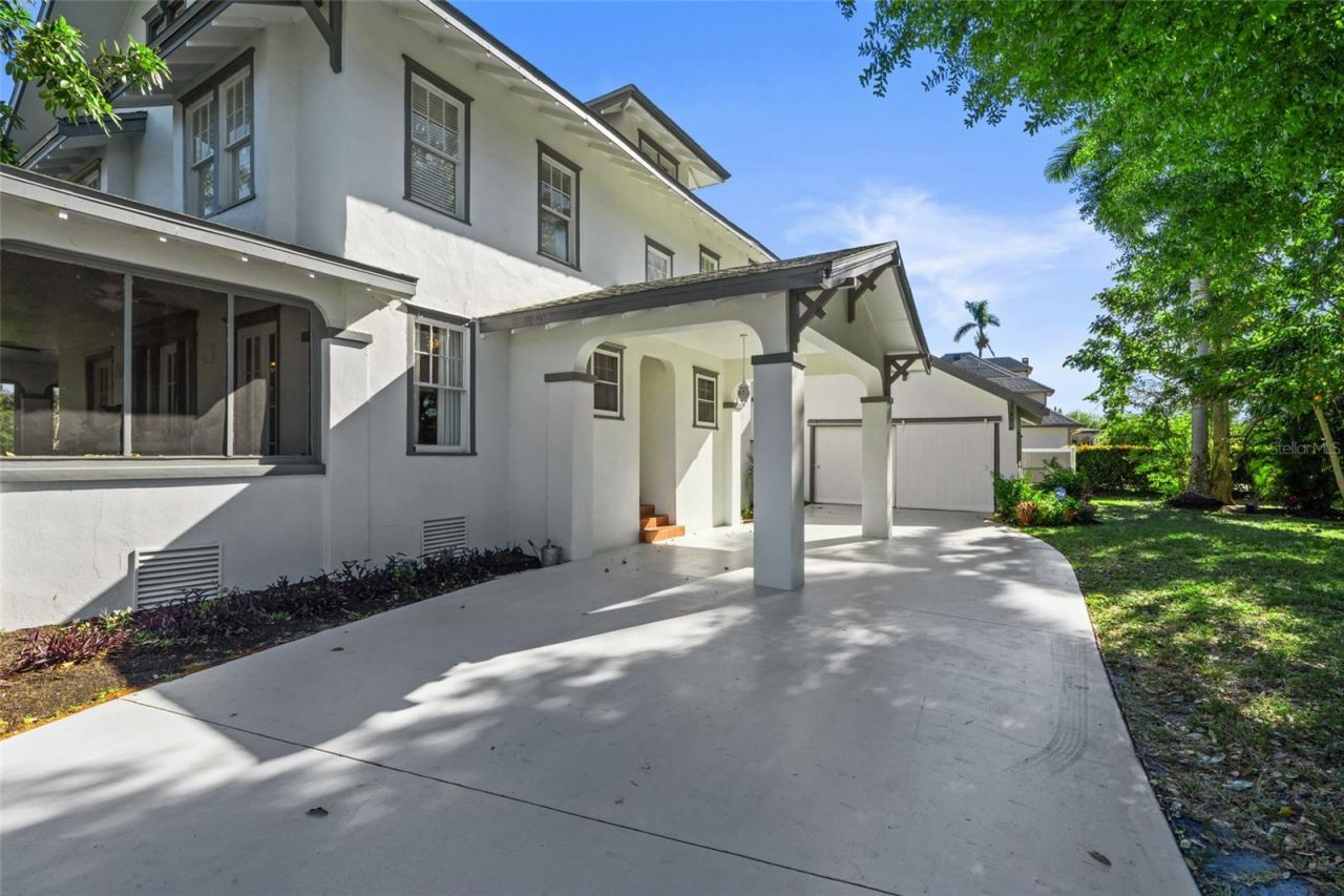 3235 Avocado Drive, Fort Myers, FL 33901 Photo