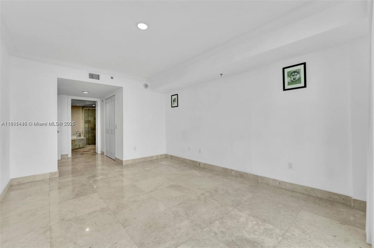 2641 N Flamingo Rd, Unit 603N, Sunrise, FL 33323 Photo