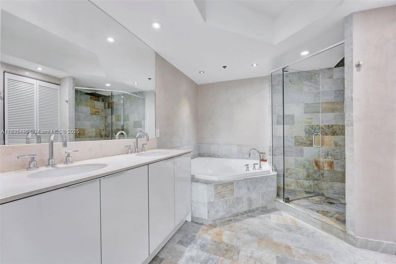 2641 N Flamingo Rd, Unit 603N, Sunrise, FL 33323 Photo