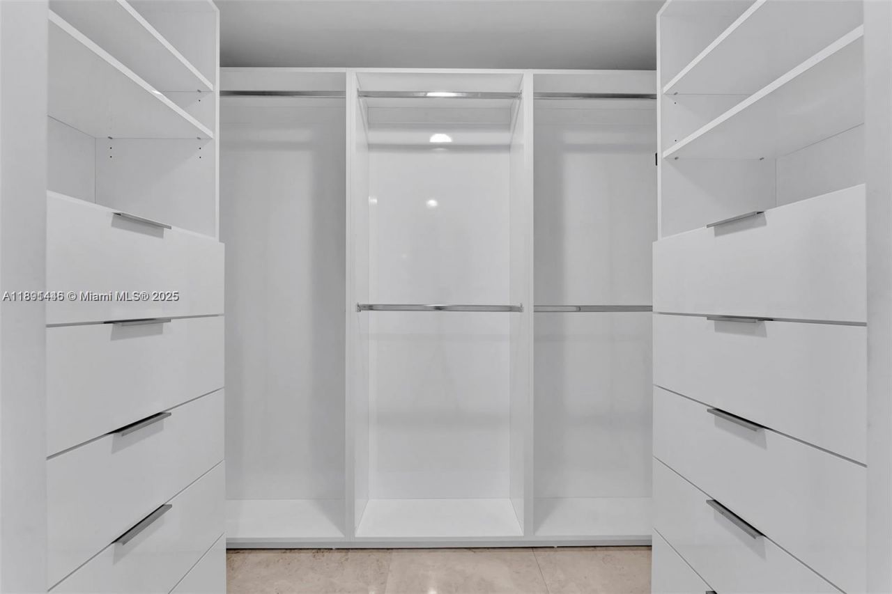 2641 N Flamingo Rd, Unit 603N, Sunrise, FL 33323 Photo