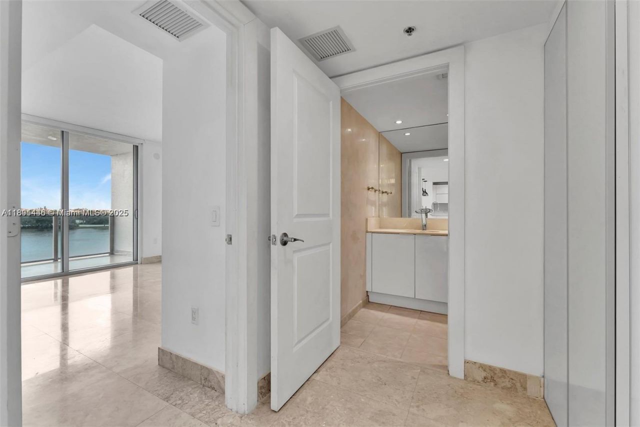 2641 N Flamingo Rd, Unit 603N, Sunrise, FL 33323 Photo