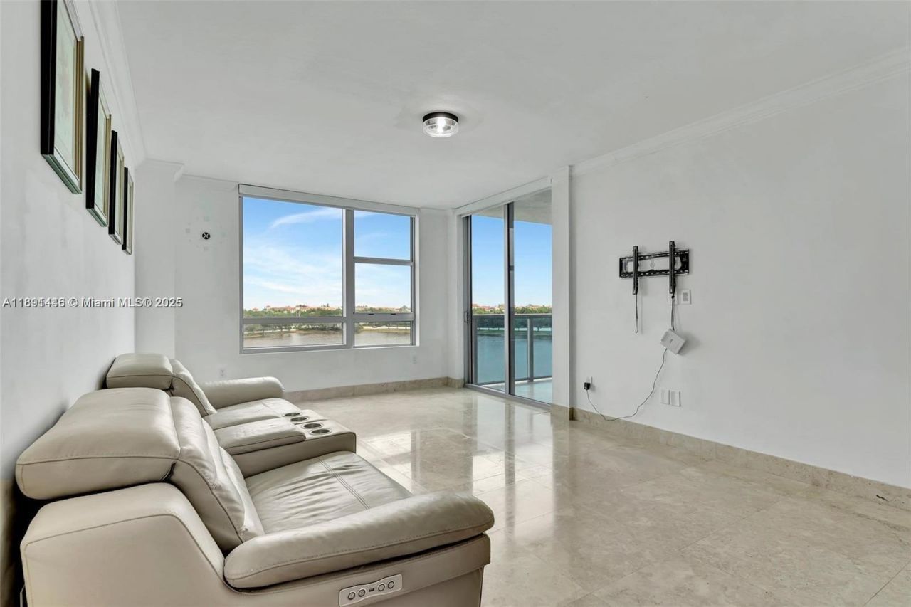 2641 N Flamingo Rd, Unit 603N, Sunrise, FL 33323 Photo