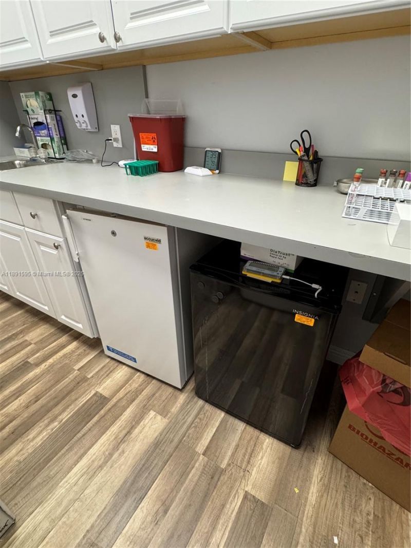 9000 SW 152nd St, Unit 202, Palmetto Bay, FL 33157 Photo